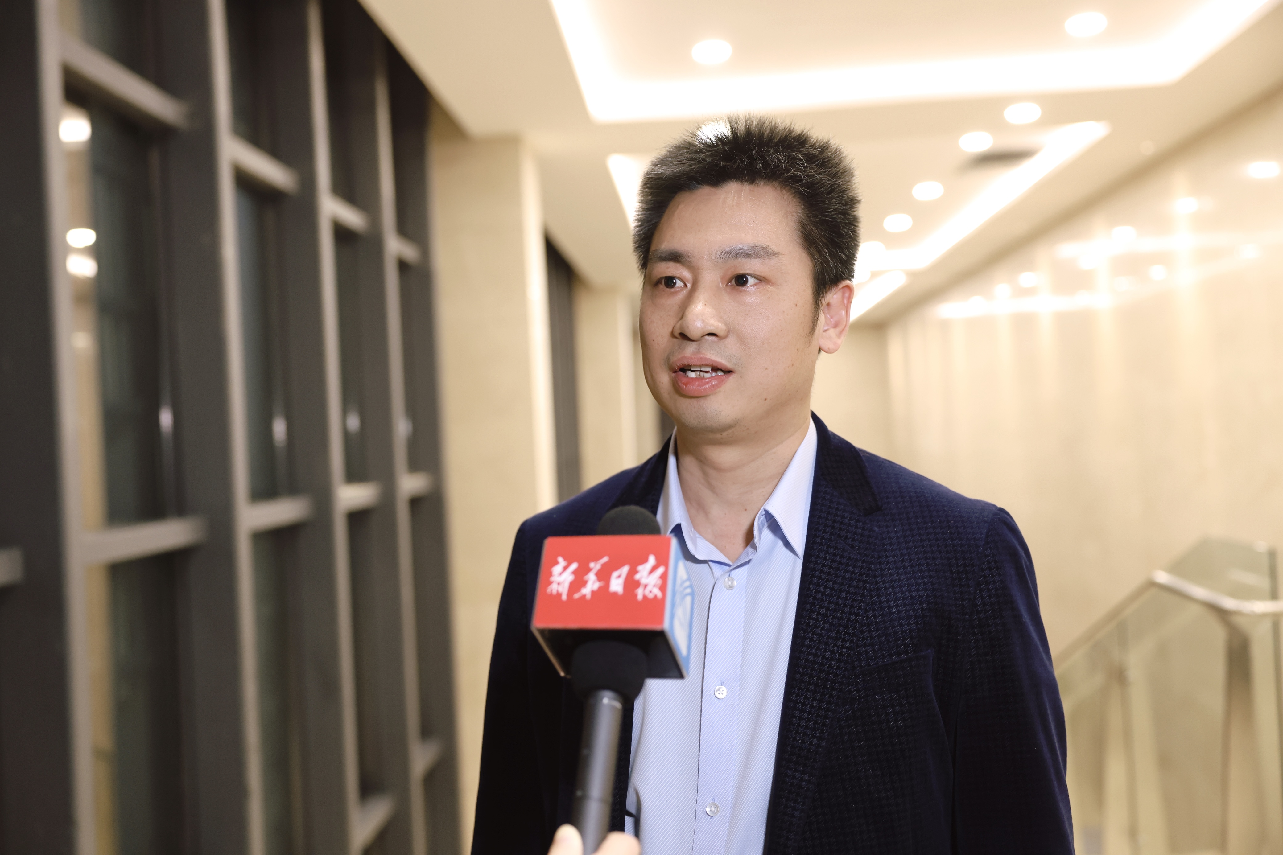 雷竞技raybat竞猜党委宣传部部长陈建华 雷竞技raybat竞猜党委宣传部部长陈建华